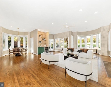 9723 Beman Woods Way - Photo Thumbnail 11