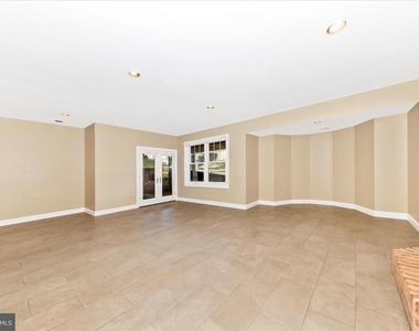 9723 Beman Woods Way - Photo Thumbnail 34