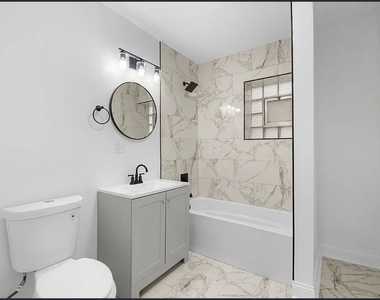 7912 S Ada Street - Photo Thumbnail 6