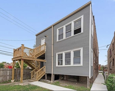 7912 S Ada Street - Photo Thumbnail 10
