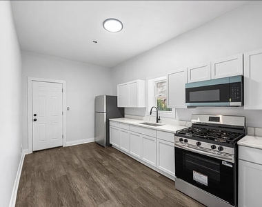 7912 S Ada Street - Photo Thumbnail 8