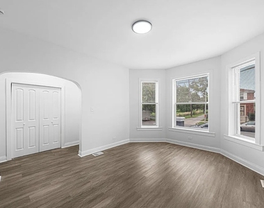 7912 S Ada Street - Photo Thumbnail 1