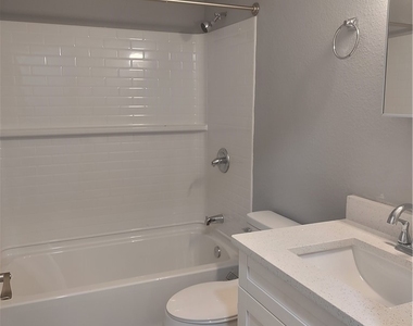 16930 Juanita Avenue - Photo Thumbnail 7