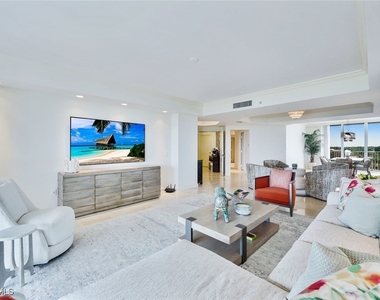 6597 Nicholas Boulevard - Photo Thumbnail 7