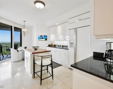 6597 Nicholas Boulevard - Photo Thumbnail 11