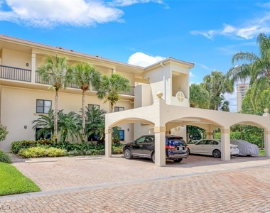 6525 Valen Way - Photo Thumbnail 15