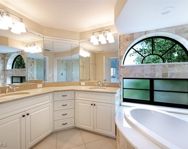 6525 Valen Way - Photo Thumbnail 5