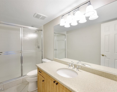 6525 Valen Way - Photo Thumbnail 12