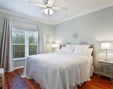 5897 Chanteclair Drive - Photo Thumbnail 7