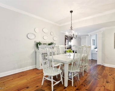 5897 Chanteclair Drive - Photo Thumbnail 11