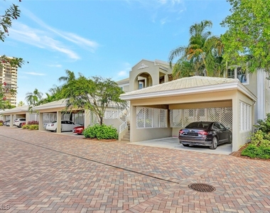 5899 Chanteclair Drive - Photo Thumbnail 18