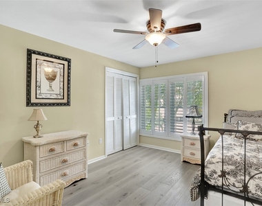 5899 Chanteclair Drive - Photo Thumbnail 11