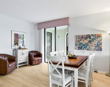 6500 Valen Way - Photo Thumbnail 12
