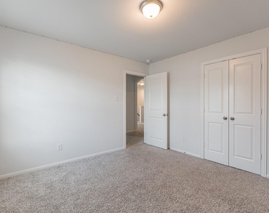 1123 Magnolia Branch Lane - Photo Thumbnail 33