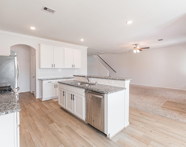 1123 Magnolia Branch Lane - Photo Thumbnail 17