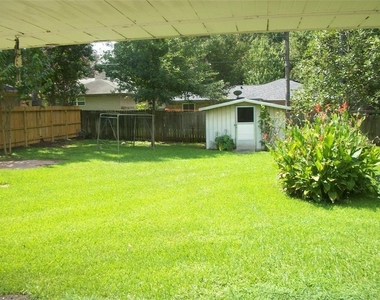 111 Shadylyn Drive - Photo Thumbnail 17