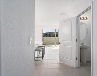 6345 Willowside Street - Photo Thumbnail 7