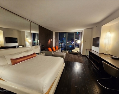 4381 W Flamingo Road - Photo Thumbnail 4