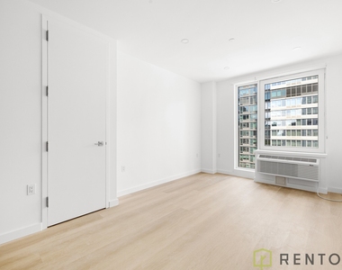 150 Lawrence Street - Photo Thumbnail 7