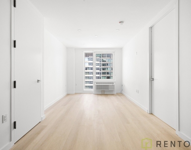 150 Lawrence Street - Photo Thumbnail 6