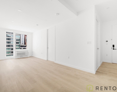 150 Lawrence Street - Photo Thumbnail 5
