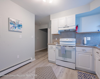 4 Washington Avenue - Photo Thumbnail 6