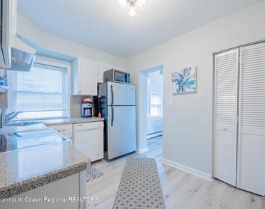 4 Washington Avenue - Photo Thumbnail 5