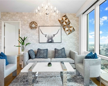 877 Francisco St - Photo Thumbnail 2