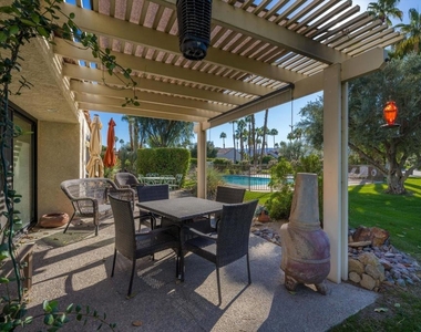 464 Sunningdale Drive - Photo Thumbnail 12