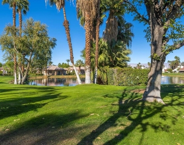 464 Sunningdale Drive - Photo Thumbnail 13