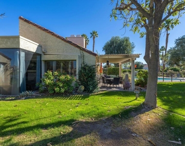 464 Sunningdale Drive - Photo Thumbnail 15