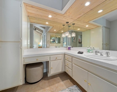 464 Sunningdale Drive - Photo Thumbnail 39