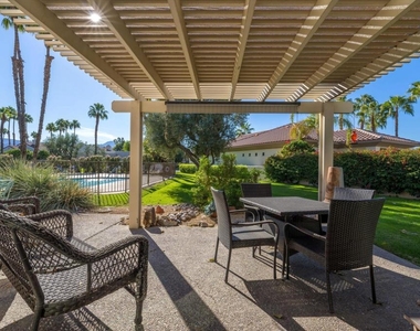 464 Sunningdale Drive - Photo Thumbnail 11