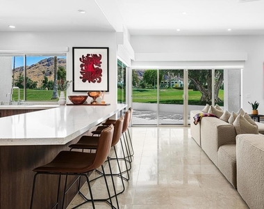 2560 S Camino Real - Photo Thumbnail 14