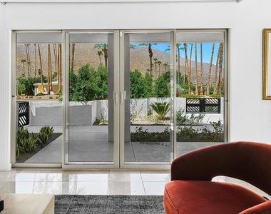 2560 S Camino Real - Photo Thumbnail 6