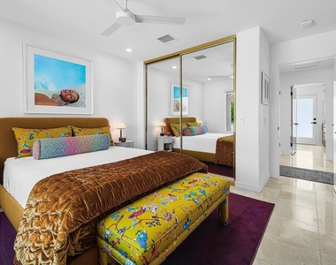 2560 S Camino Real - Photo Thumbnail 36