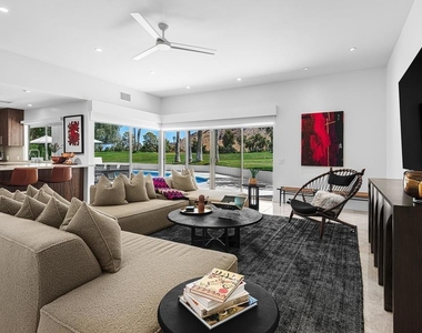 2560 S Camino Real - Photo Thumbnail 15