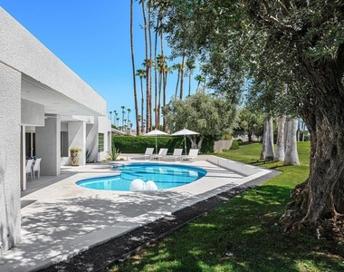 2560 S Camino Real - Photo Thumbnail 20