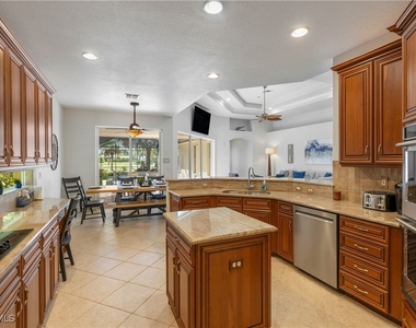 4923 Cerromar Drive - Photo Thumbnail 8