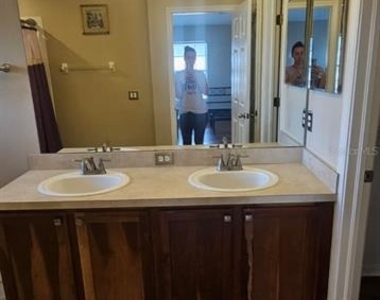 8504 Shallow Creek Court - Photo Thumbnail 18