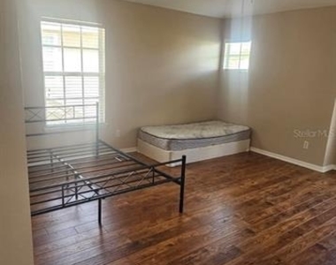 8504 Shallow Creek Court - Photo Thumbnail 25