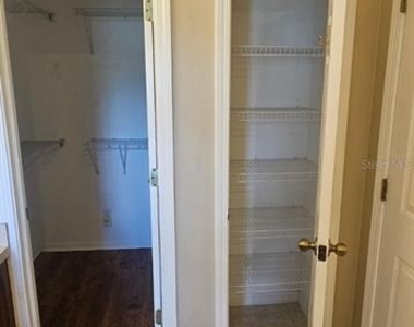 8504 Shallow Creek Court - Photo Thumbnail 21