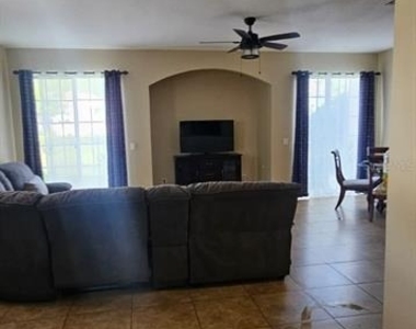 8504 Shallow Creek Court - Photo Thumbnail 7