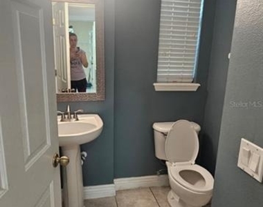 8504 Shallow Creek Court - Photo Thumbnail 9