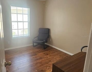8504 Shallow Creek Court - Photo Thumbnail 14