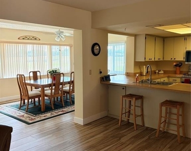 2117 Harleston - Photo Thumbnail 2