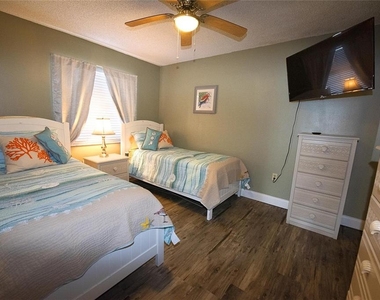 1571 S Atlantic Avenue - Photo Thumbnail 6