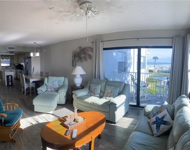 1571 S Atlantic Avenue - Photo Thumbnail 1