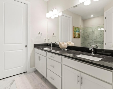 3263 Alba Circle - Photo Thumbnail 24