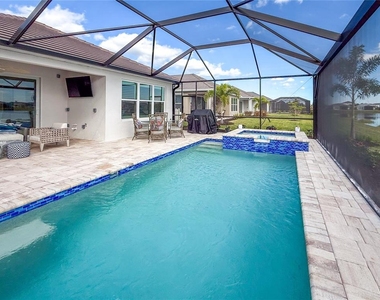 3263 Alba Circle - Photo Thumbnail 41